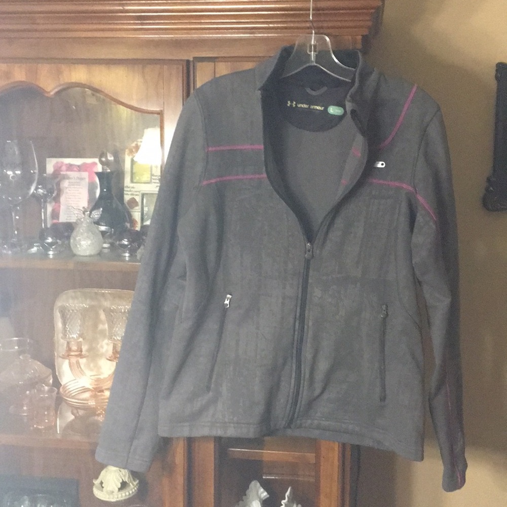 Ladies fitted sip up Under Armour jacket